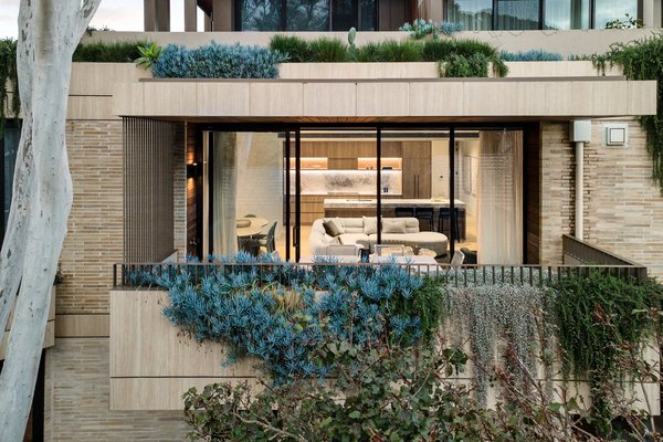The Rules for Selling in a Discerning Spring Market