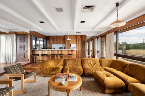 4 Leggett way, Portsea